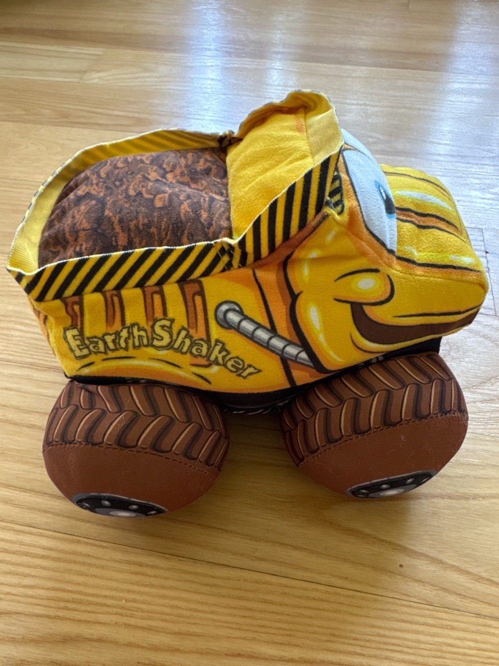 Monster Jam EarthShaker Truckin’ Pals Plush Monster Truck Toy Stuffed